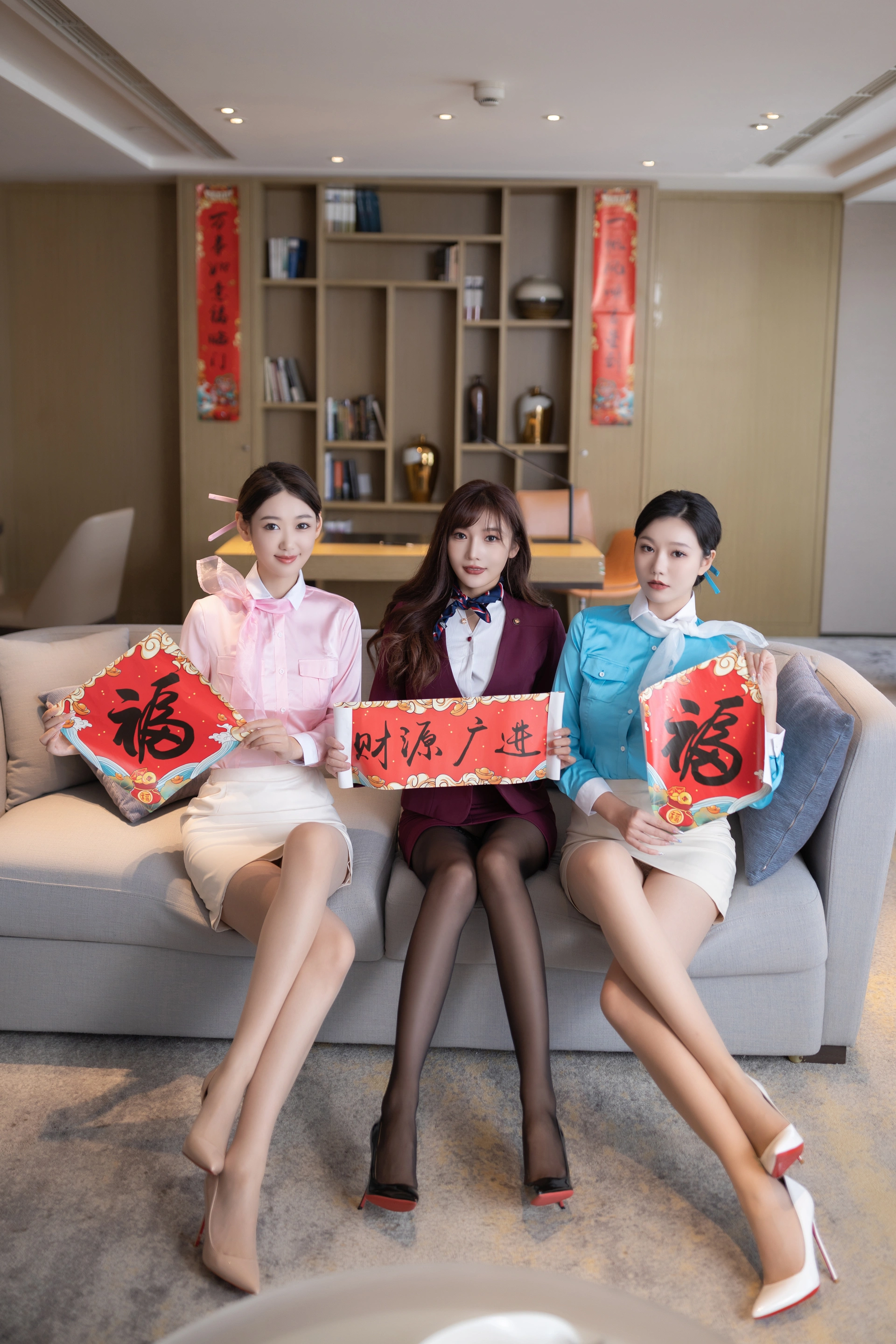 唐安琪 – NO.017 内购无水印 唐安琪&陆萱萱&安然-三个空姐闹新春-NO.8088 2