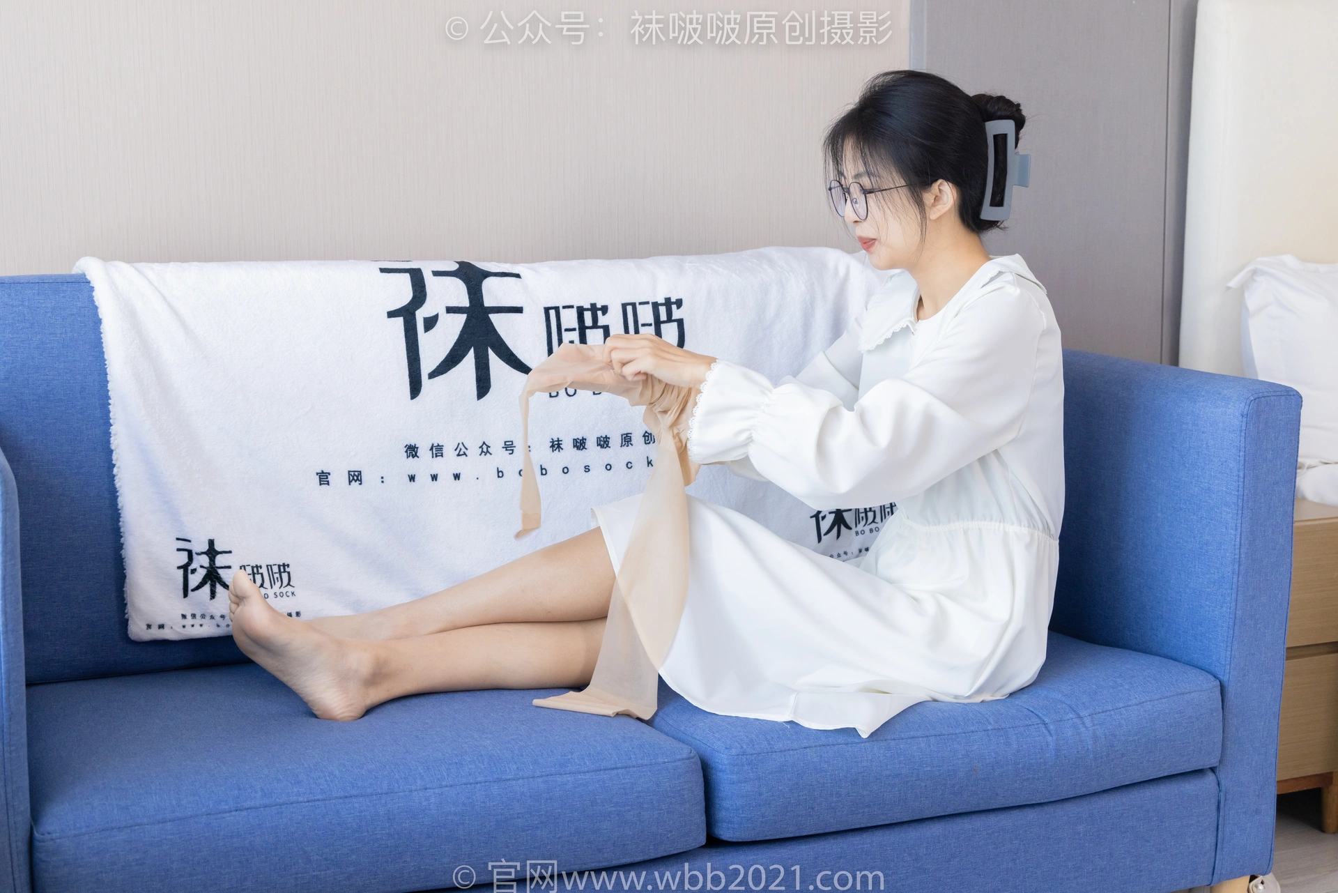 [BoBoSocks袜啵啵] NO.494 奶油-帆布鞋、薄肉丝（脚尖加固款）、薄肉丝踩小蛋糕剧情 （剧情版） 2