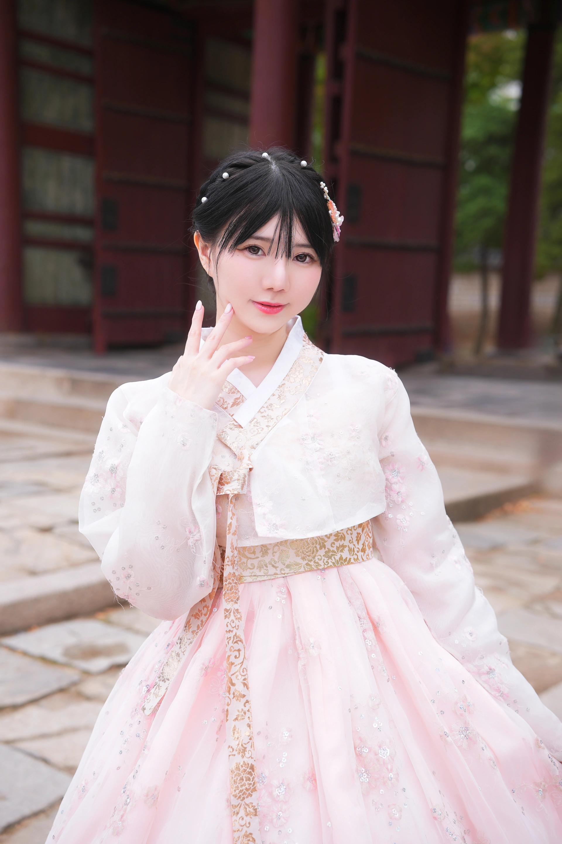 096.Sally Dorasnow – 2025 New Year Hanbok 3